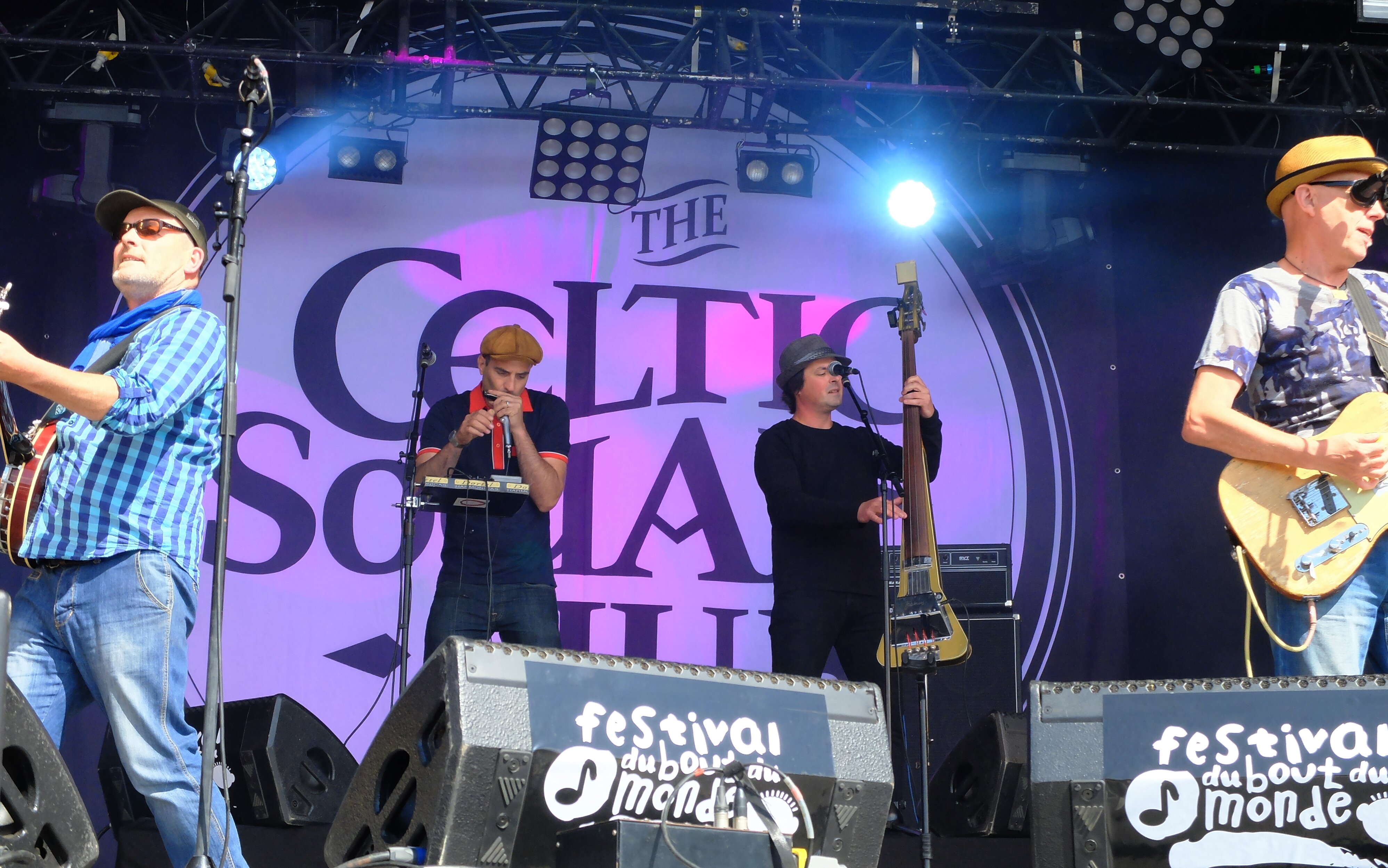 FINISTERE 2.9 CSC_Finistere29_lajupettedejeannette2 The Celtic Social Club, rock celtique ouvert sur le monde 